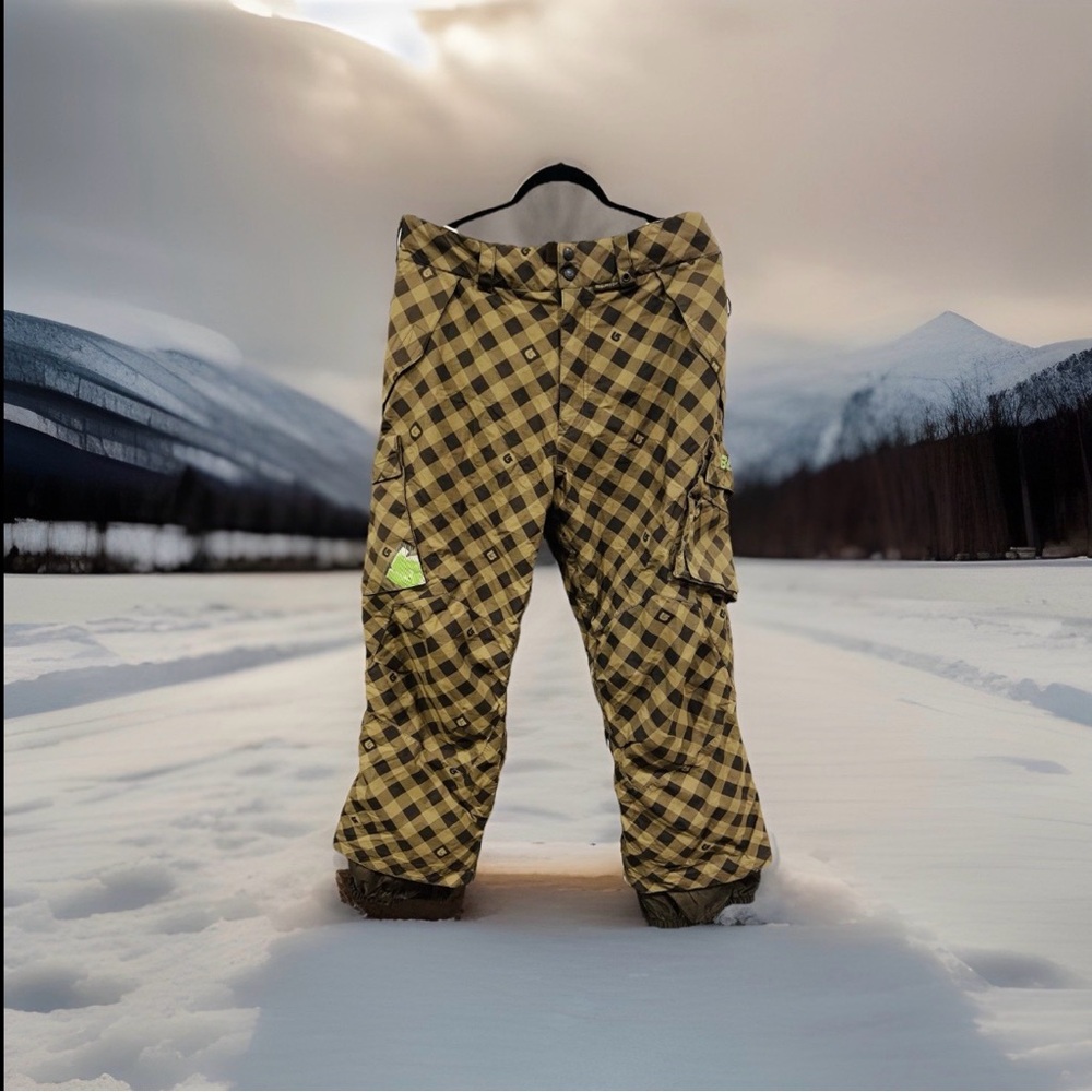 Burton Men's Cargo Pants - Black and Tan Checkered